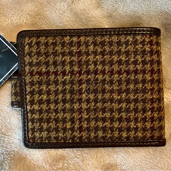 Triona Wallet Leather Made in Ireland Donegal Tweed Never Used New with Tag - Picture 2 of 10